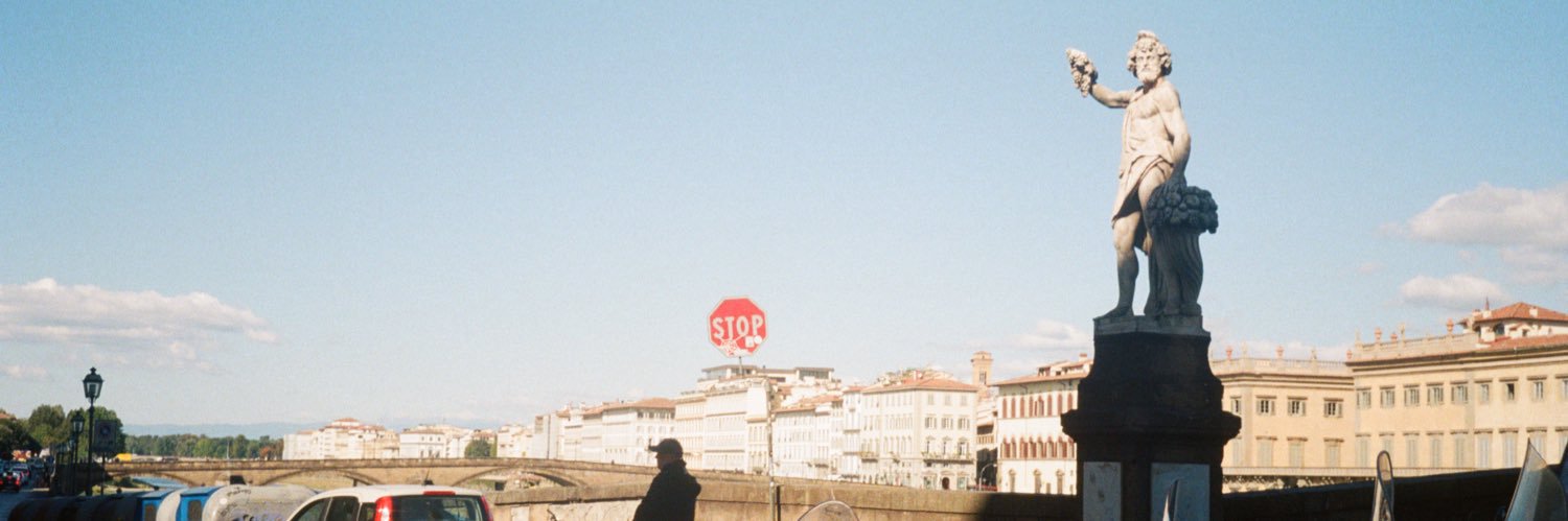 pe_nng's profile banner image