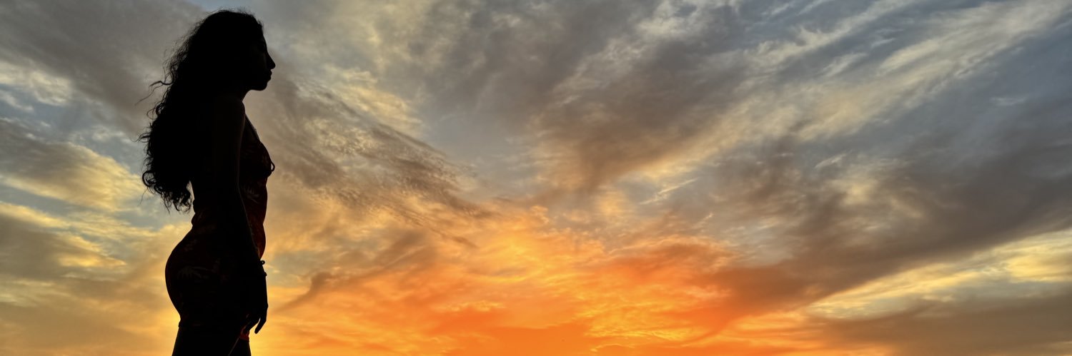 RebecaUhuh's profile banner image