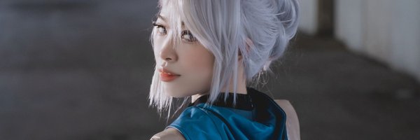 Elle ✨ Profile Banner