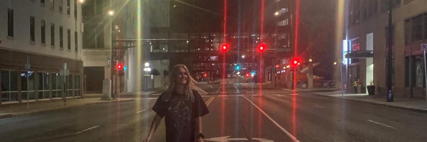 katelyn_friese_'s profile banner image