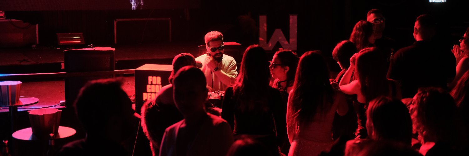 ozgunnow's profile banner image
