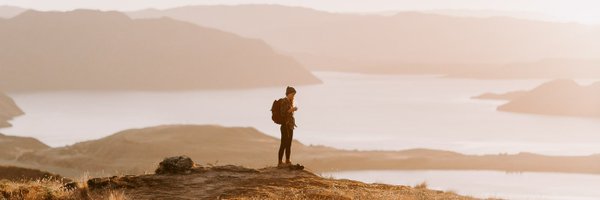 weareexplorers_ Profile Banner