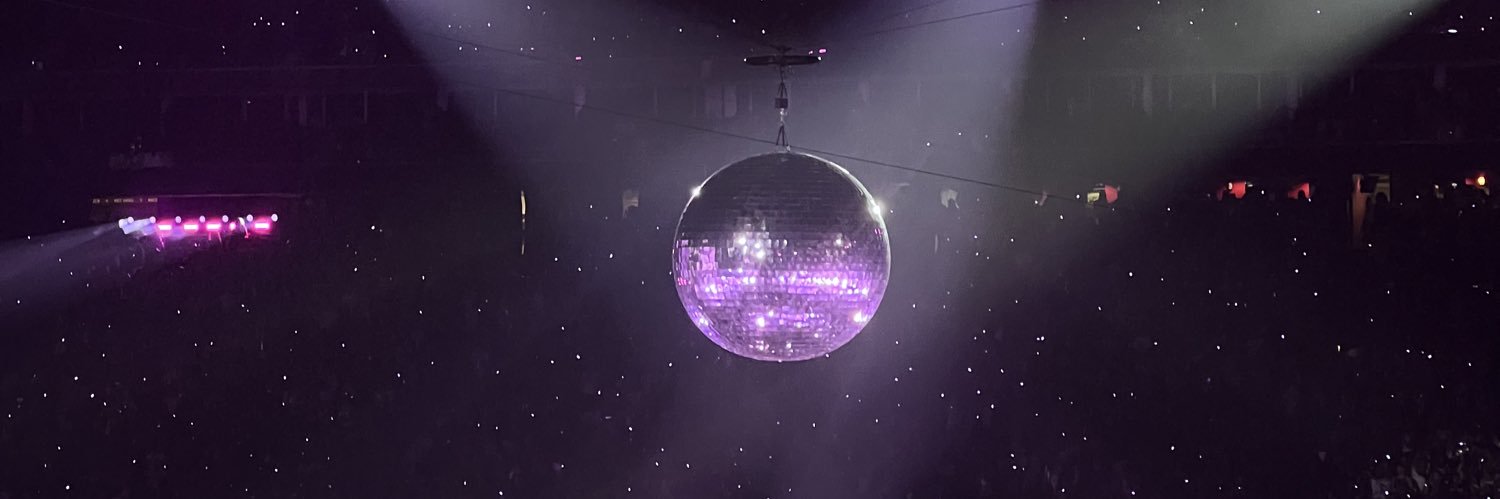 YesIAmRaven's profile banner image