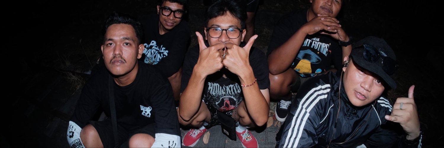 21Vultures_'s profile banner image