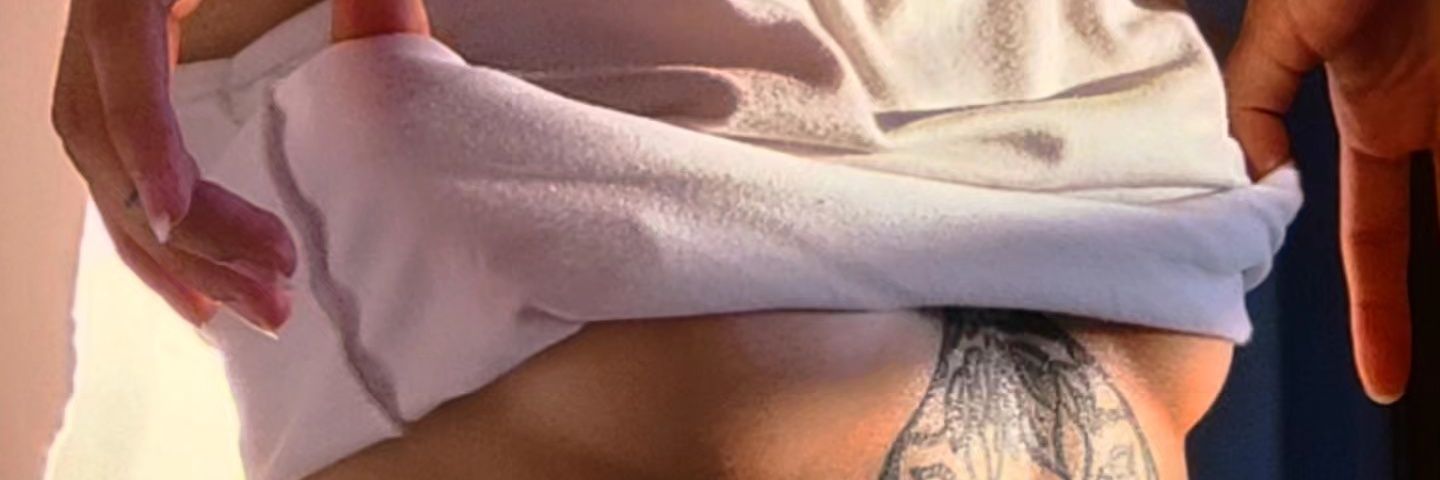 vvvirna's profile banner image