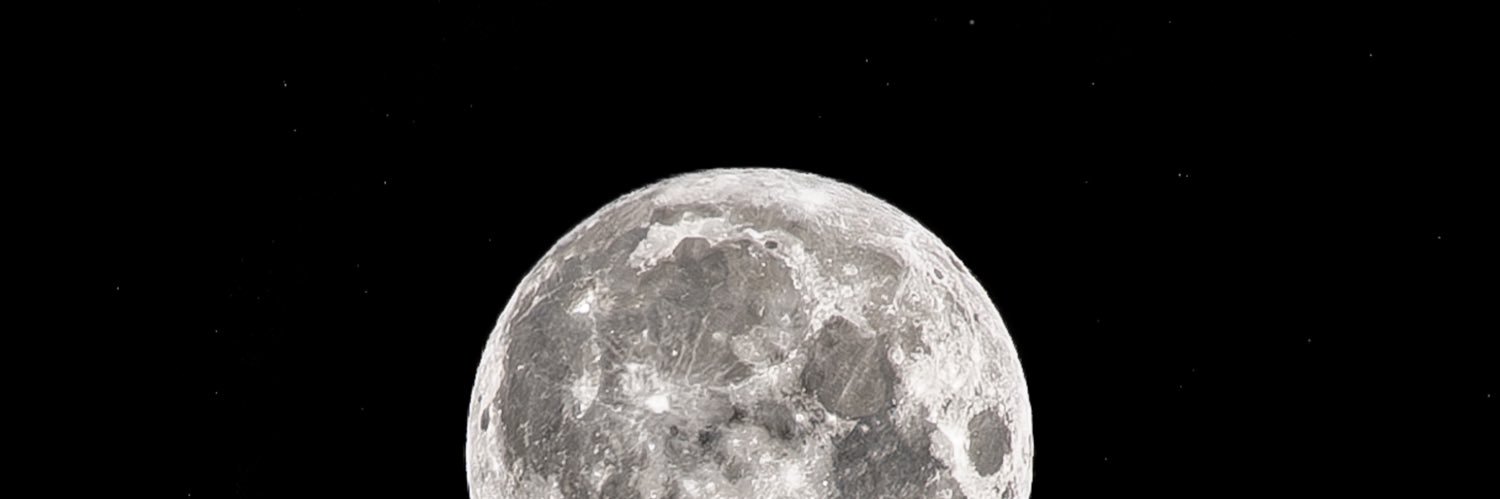 __emptythoughts's profile banner image
