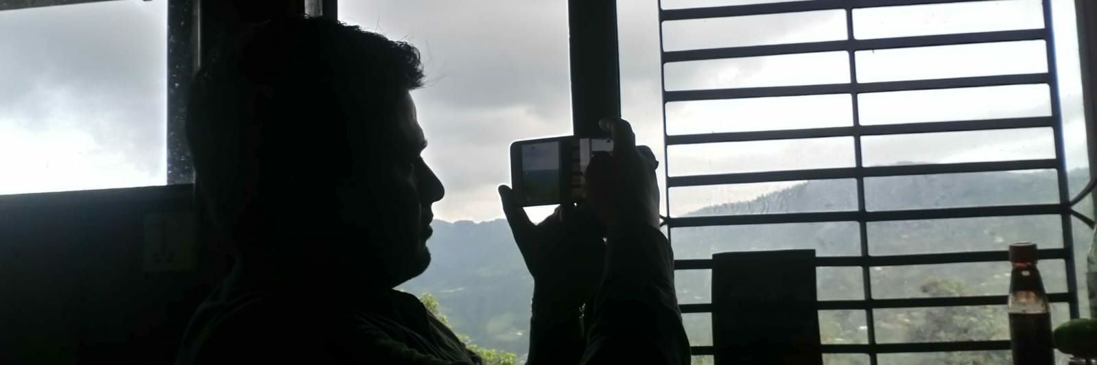ananujmishra's profile banner image
