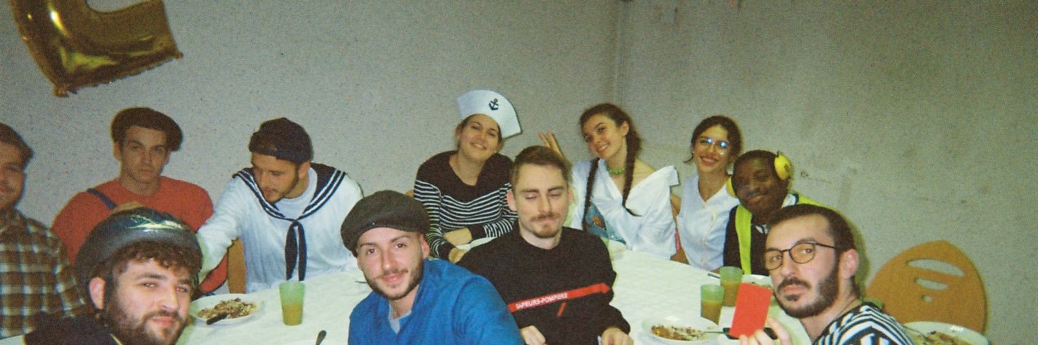 dgnmaureen's profile banner image