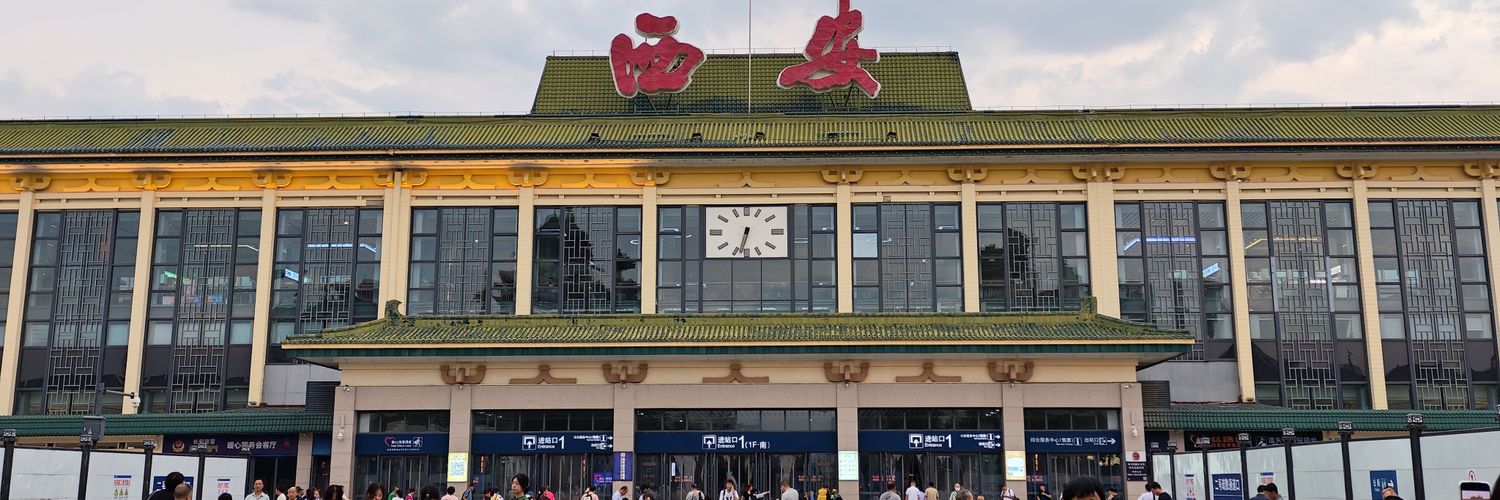 爱喝奶茶的小柯基 banner