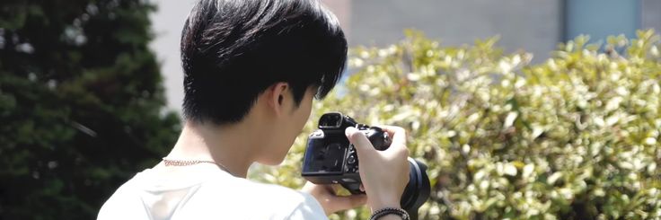 naischee's profile banner image