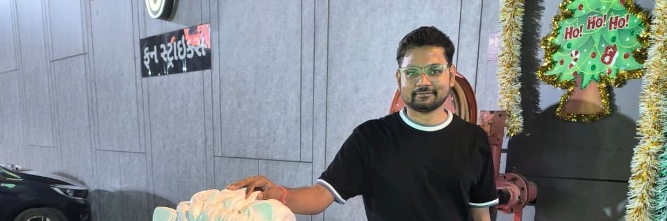 ibhaskaranand's profile banner image