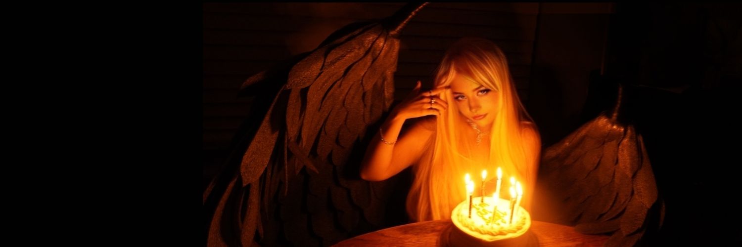 kukielle's profile banner image