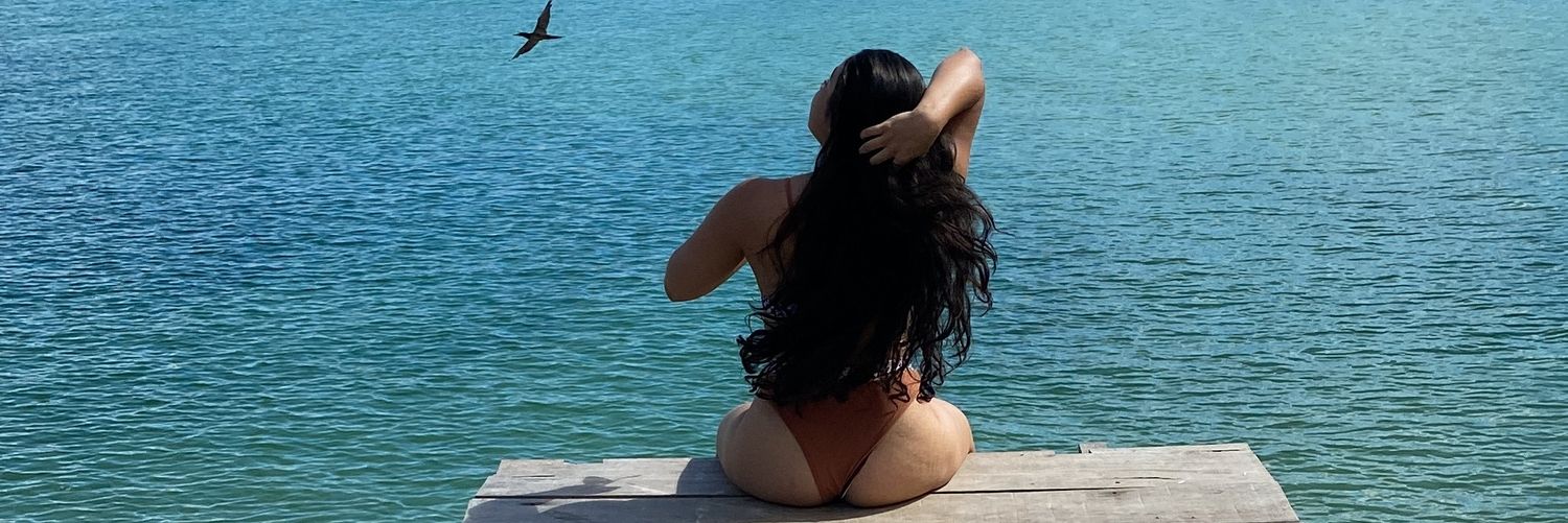 b_Carollayne's profile banner image