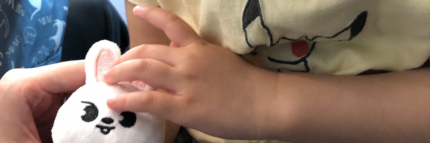 LazureyesCat's profile banner image