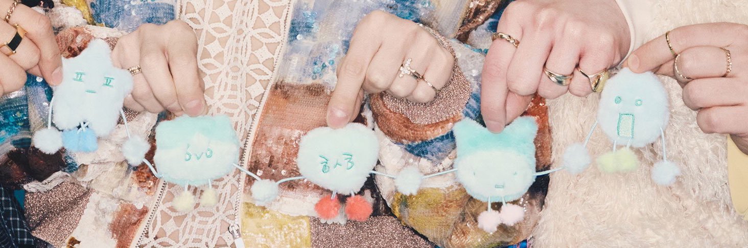 kimkeyring's profile banner image