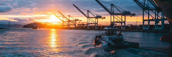 future_shipping Profile Banner