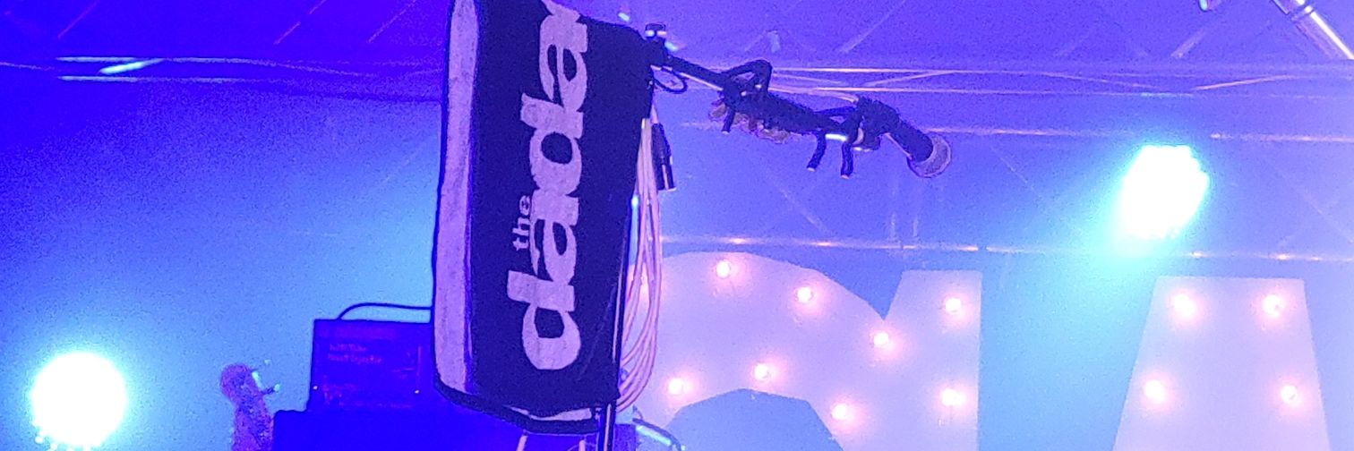 るう banner