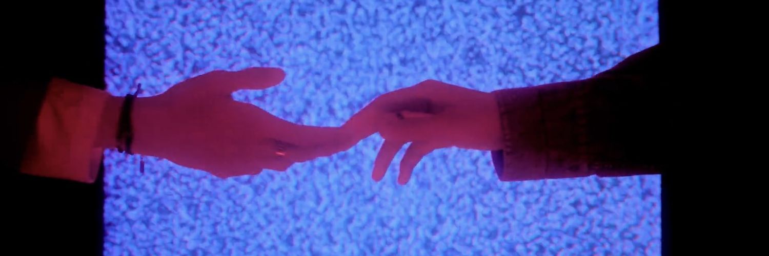 veelena's profile banner image