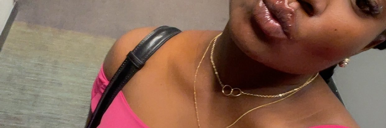 xhuzzie's profile banner image