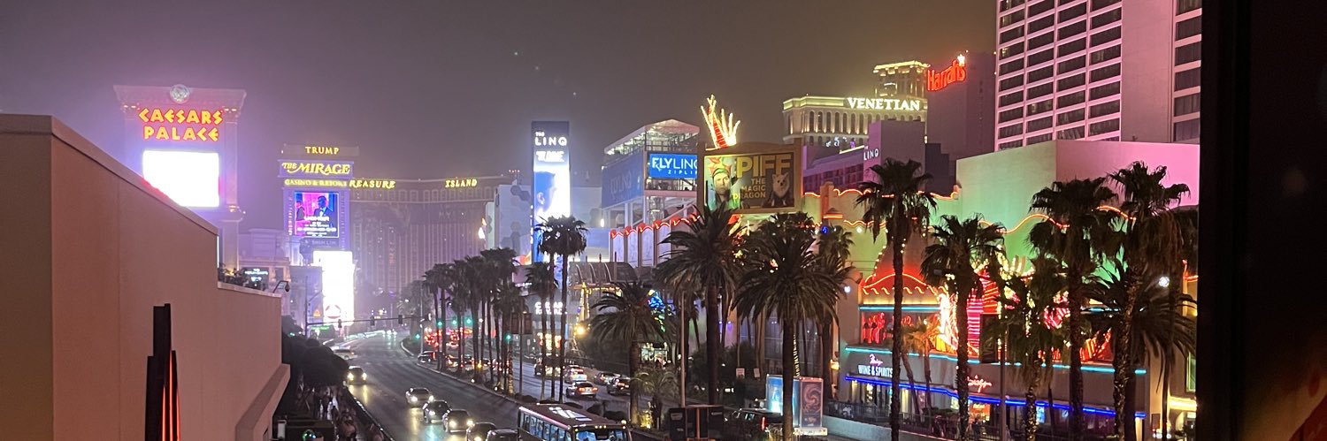 Avs-Tigers-Lions banner