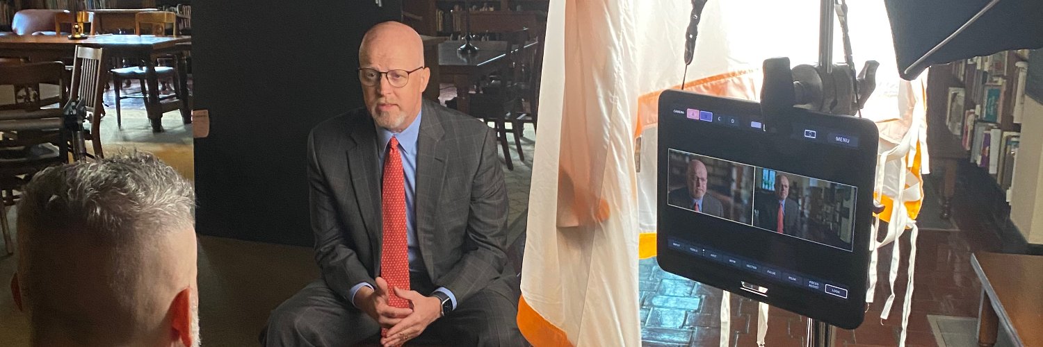 Murray Newman banner