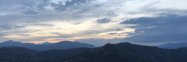 maria_c_white Profile Banner