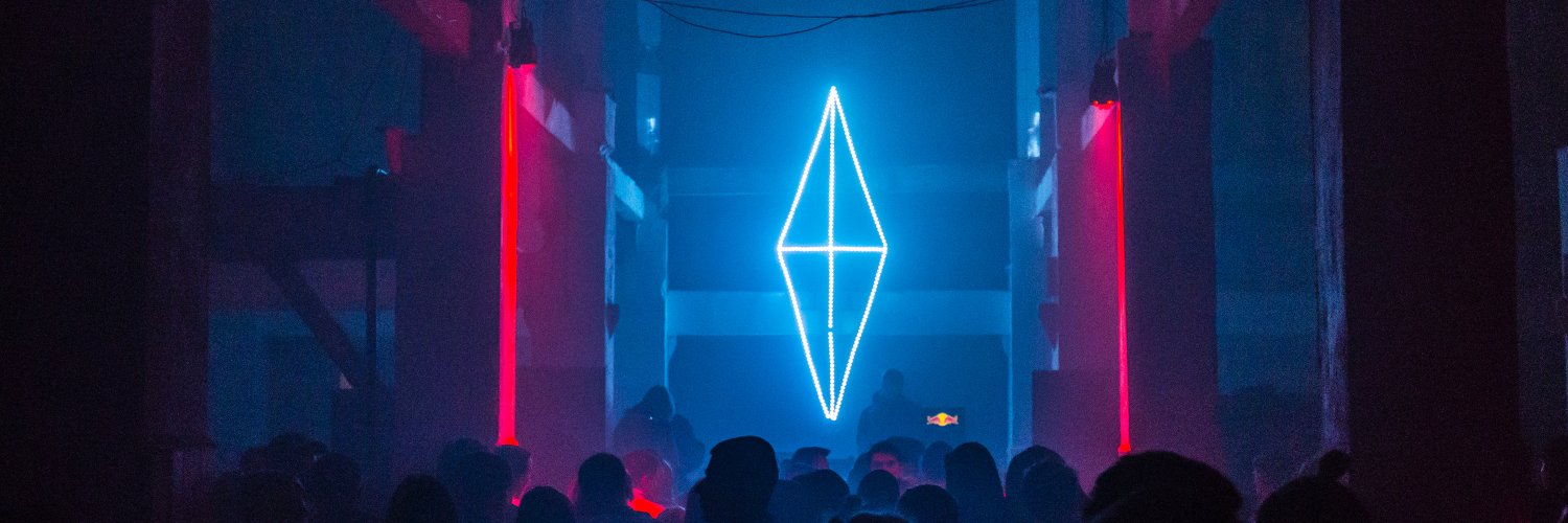 AlphaWar banner