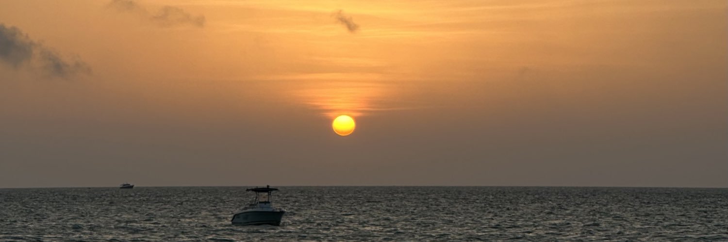 AndresPinones's profile banner image