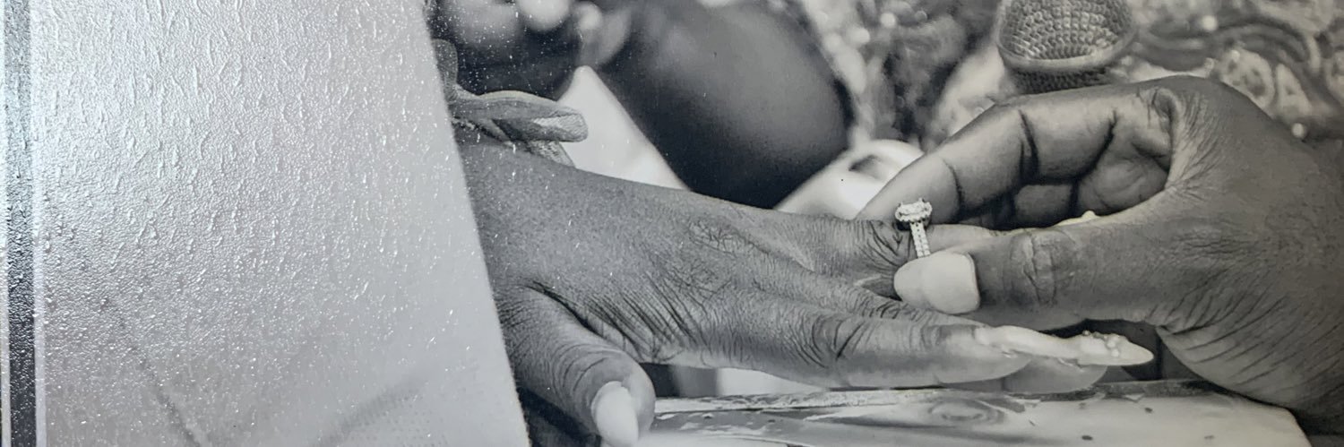 Mo’🌶🌶 banner