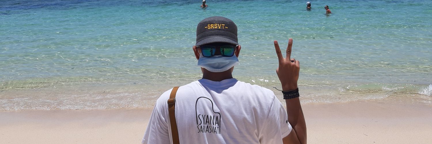 ayomanis___'s profile banner image
