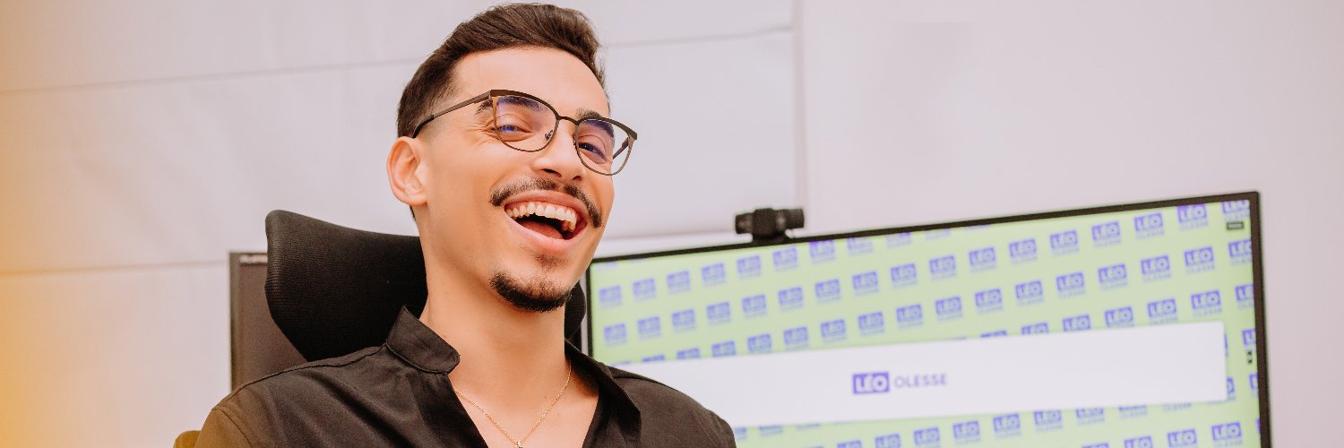 leoolesse's profile banner image