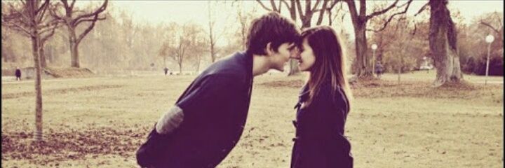 apriyanti_pry's profile banner image