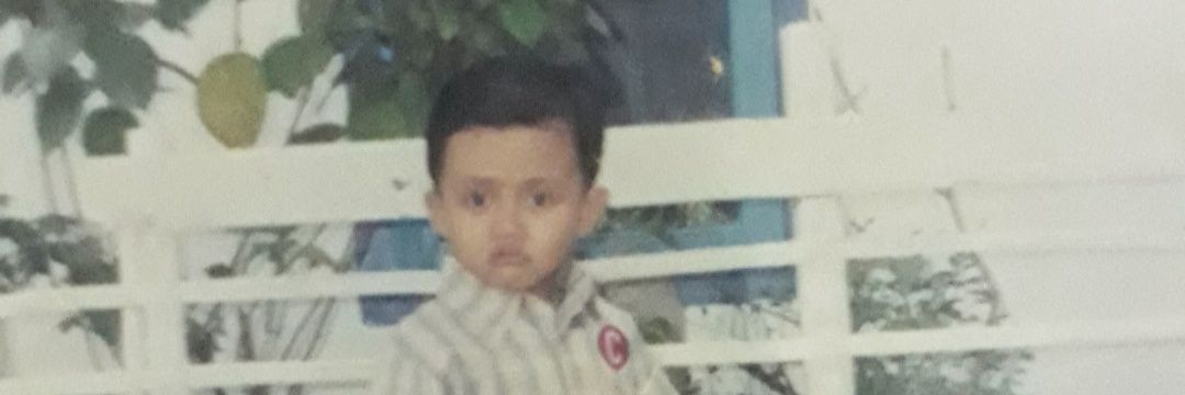 refi_setia's profile banner image
