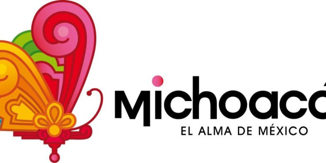 Lili Estrada banner
