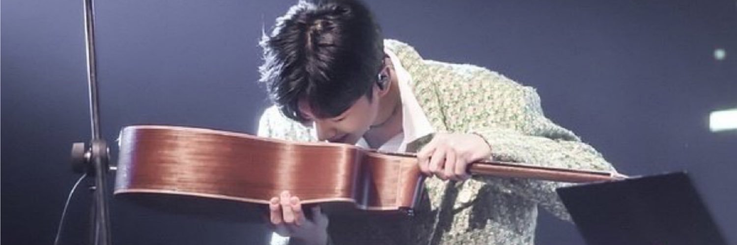 manebooi's profile banner image