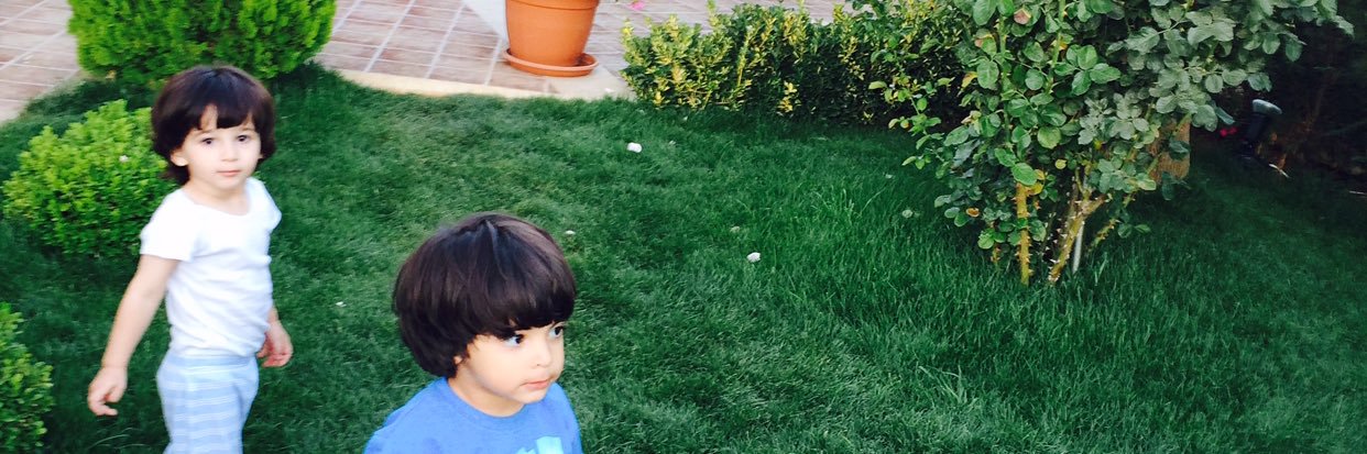 Azmi Mahafzah banner