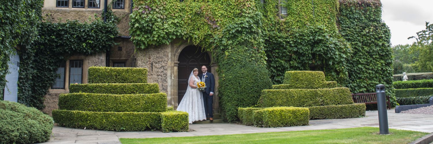 Simone Collins banner