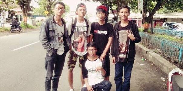 Feel Strong Amb banner