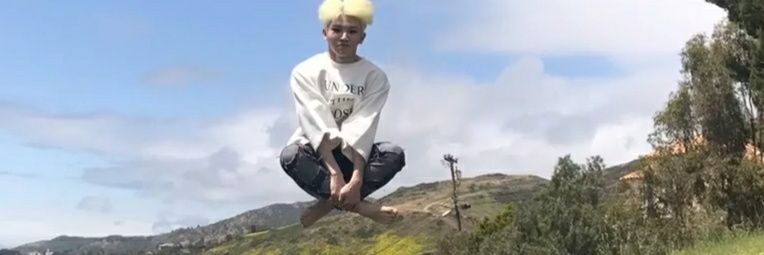 WOOZISVT11's profile banner image