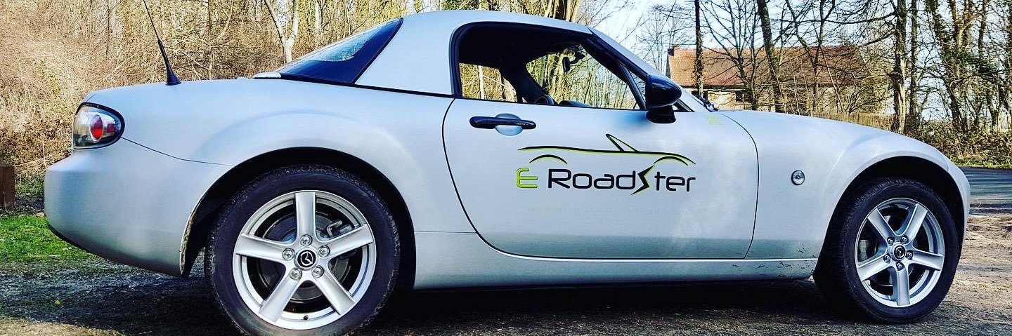 e_roadster's profile banner image