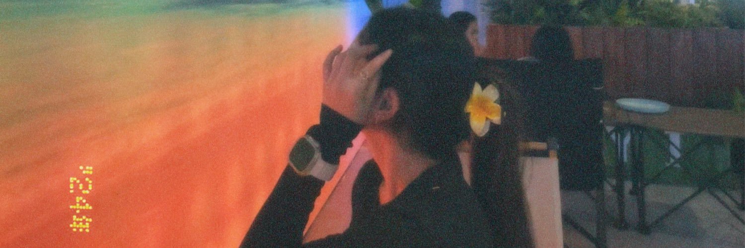 jearulona's profile banner image