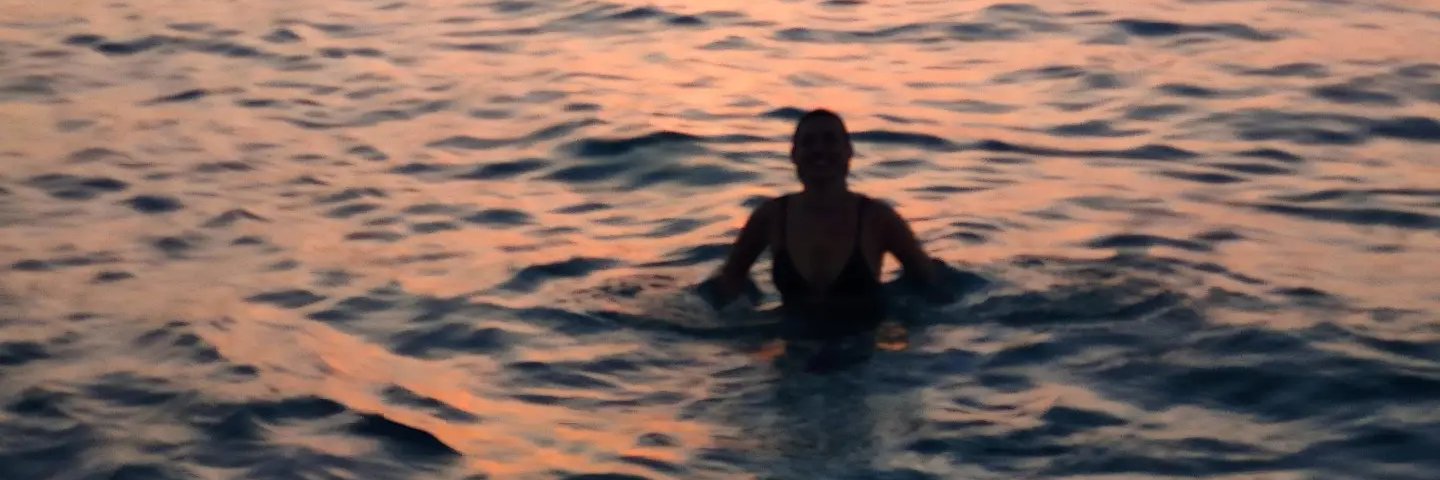 Juliarobe09's profile banner image