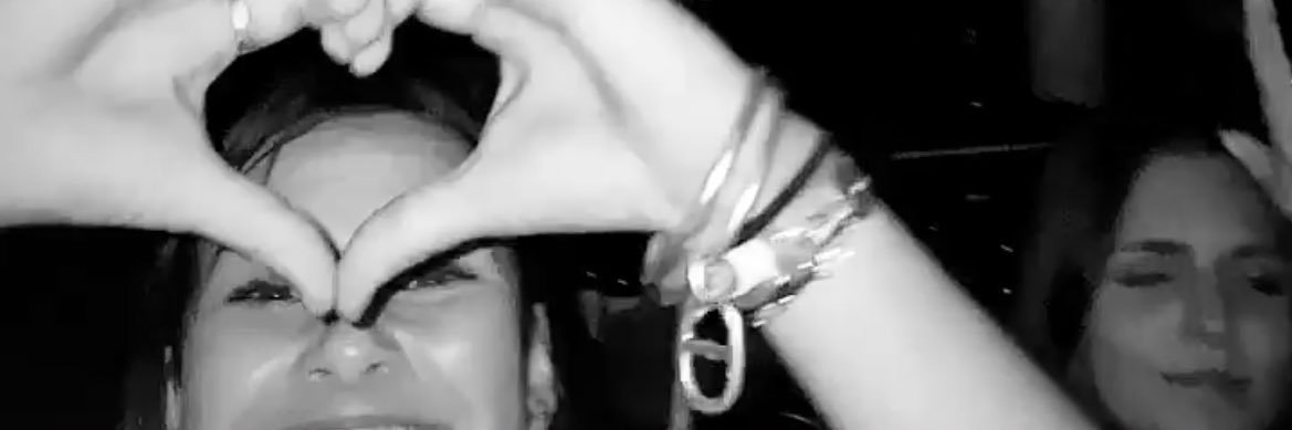 julieferrari__'s profile banner image