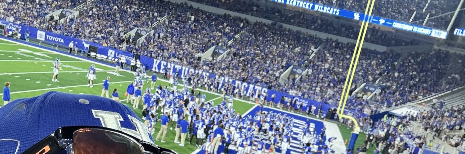demetrius kinnis banner