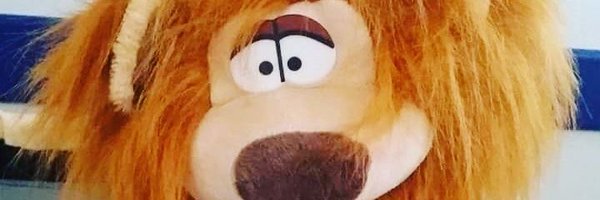 AngiekChaves's profile banner image