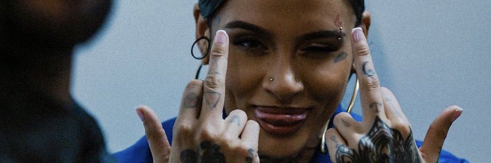 deedubs00's profile banner image