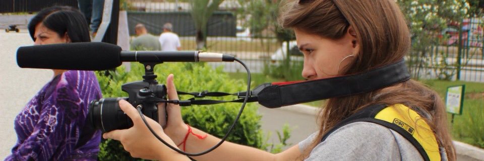 giuliabarros1's profile banner image