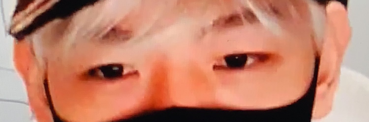 T banner