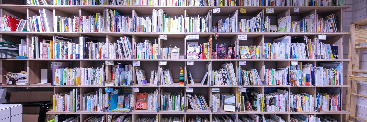 夜中まで営業しているお店も 阿佐ヶ谷で本屋さんといえばここ Pathee パシー