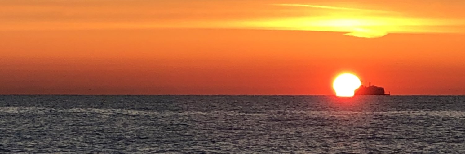 ilianab13's profile banner image